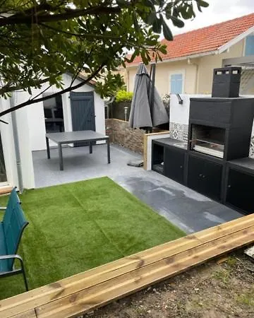 Maison 8pers 250m Clim-wifi 卡布勒通